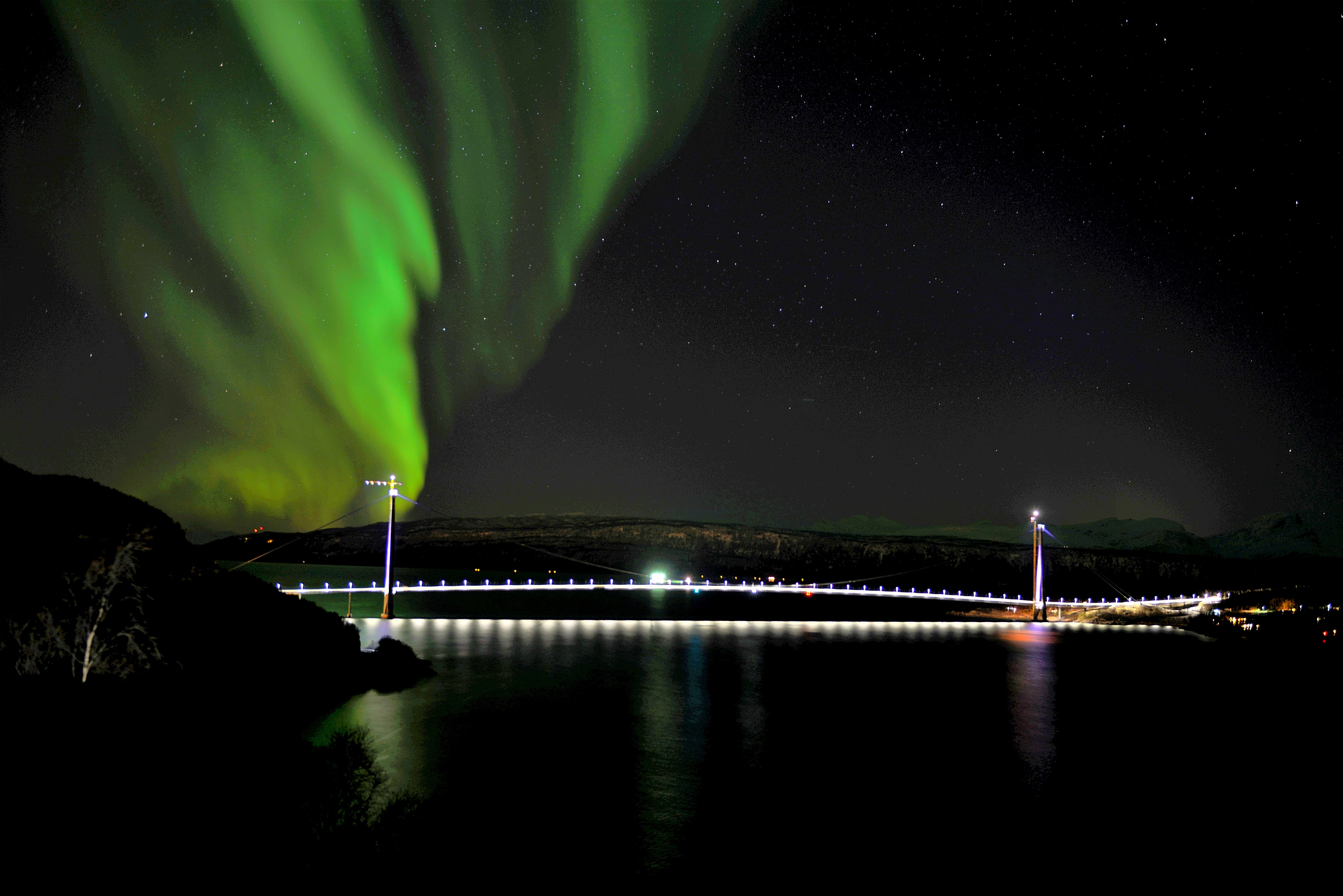 ​挪威哈罗格兰德跨海大桥