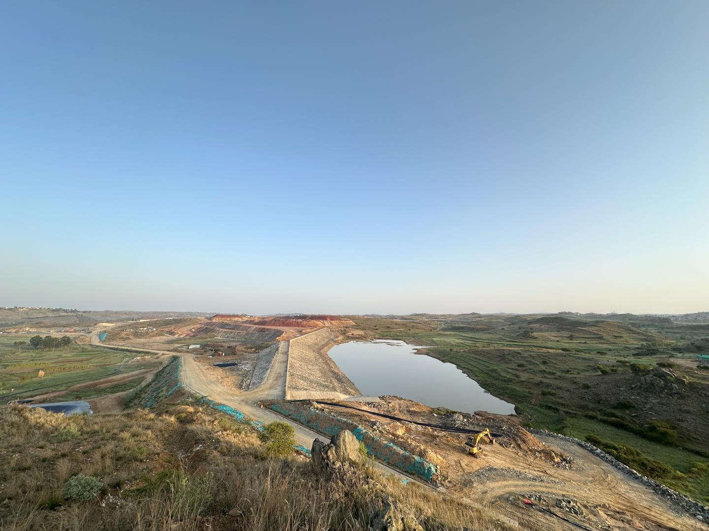 项目动态 | 厄立特里亚阿斯马拉矿建公辅设施工程项目埃巴多哈矿区水坝及矿区3号、4号联络道路顺利移交 项目动态 | 厄立特里亚阿斯马拉矿建公辅设施工程项目埃巴多哈矿区水坝及矿区3号、4号联络道路顺利移交